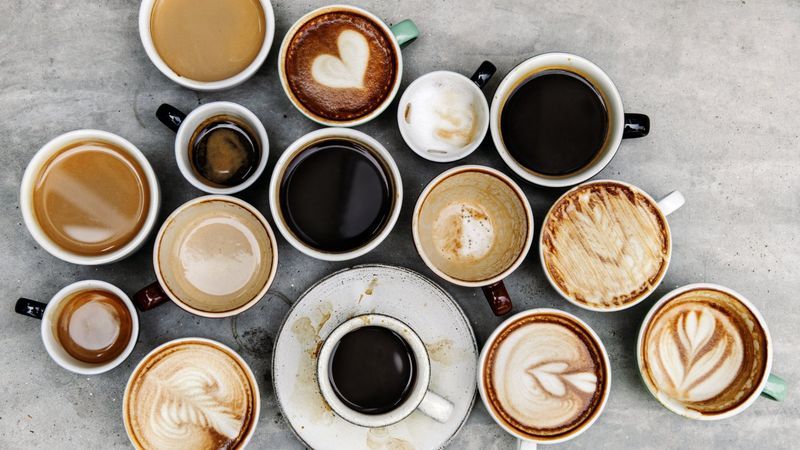 20 verschiedene Arten von Kaffeegetränken