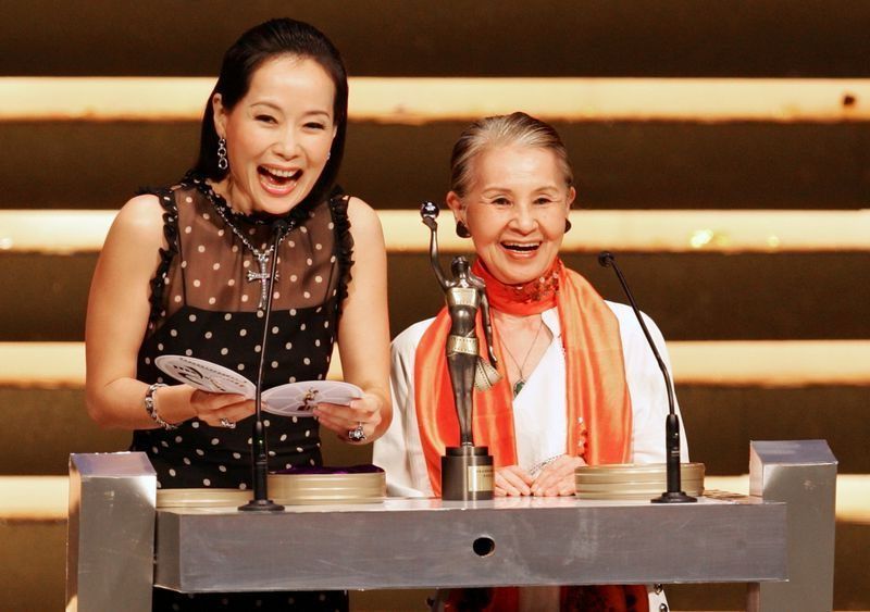 اکیڈمی ایوارڈ یافتہ جاپانی کاسٹیوم ڈیزائنر ایمی واڈا کا 84 سال کی عمر میں انتقال ہو گیا