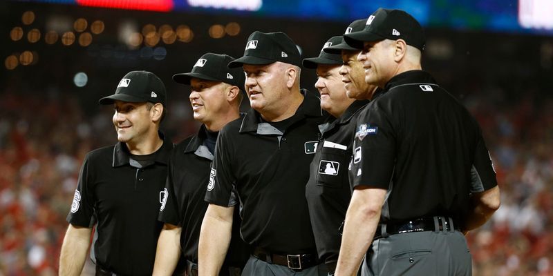 Stipendio dell'arbitro MLB: quanto guadagnano?